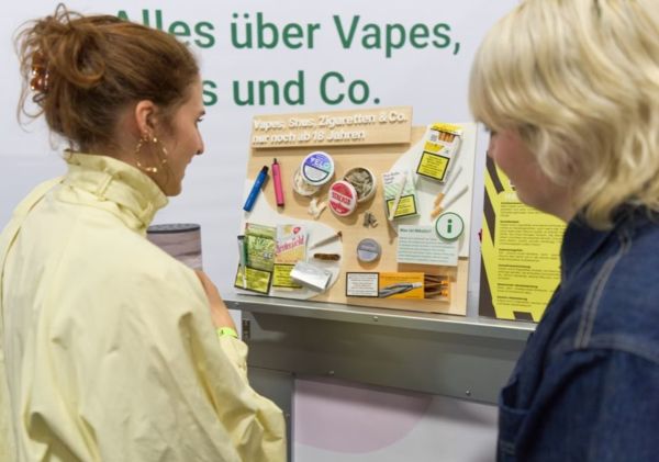 Infos über Vapes, Snus, Zigaretten und Co. auf der Lihga 2026